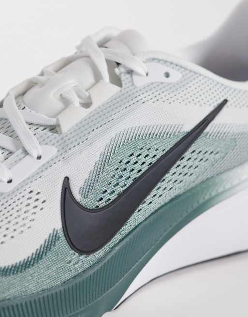 Nike Running Air Zoom Pegasus 42 trainers in white and grey, 4 of 5