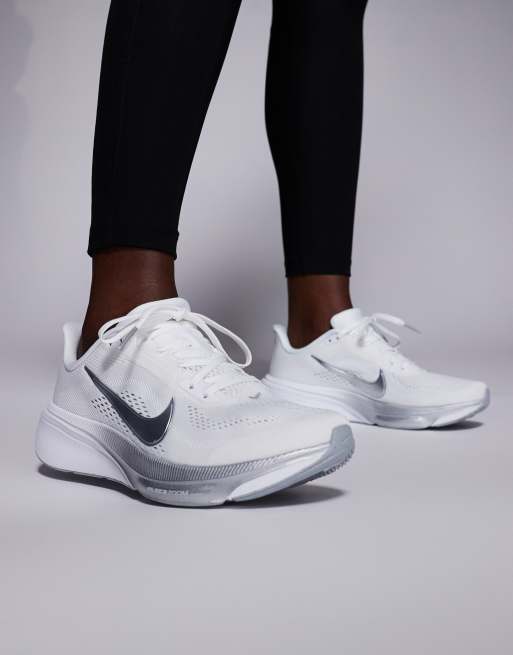 Nike Running – Air Zoom Pegasus 42 – Vita träningsskor , 5 av 5