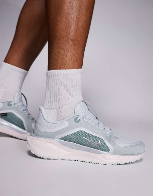 Nike Running Air Zoom Pegasus GORE-TEX running trainers in silver, 3 of 5