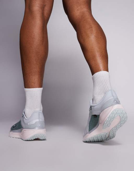 Nike Running Air Zoom Pegasus GORE-TEX running trainers in silver, 4 of 5