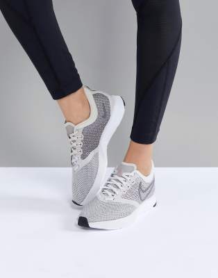 nike zoom strike womens