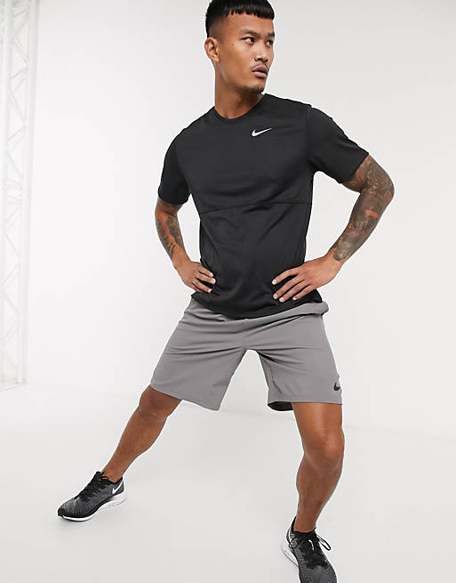  Nike Running Breathe t-shirt in black 
