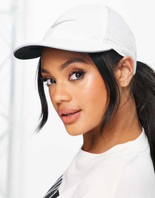 Nike white 2024 running hat