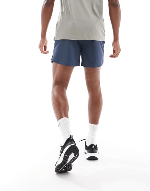 Nike Running Challenger Dri-FIT 5 inch shorts in dark blue, 3 of 5