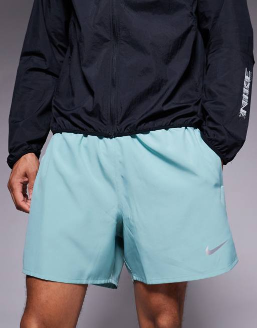 Nike Running Challenger Dri-FIT 5 inch shorts in green, 2 of 5