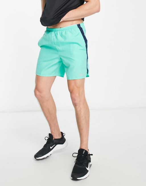 Mens nike best sale green shorts