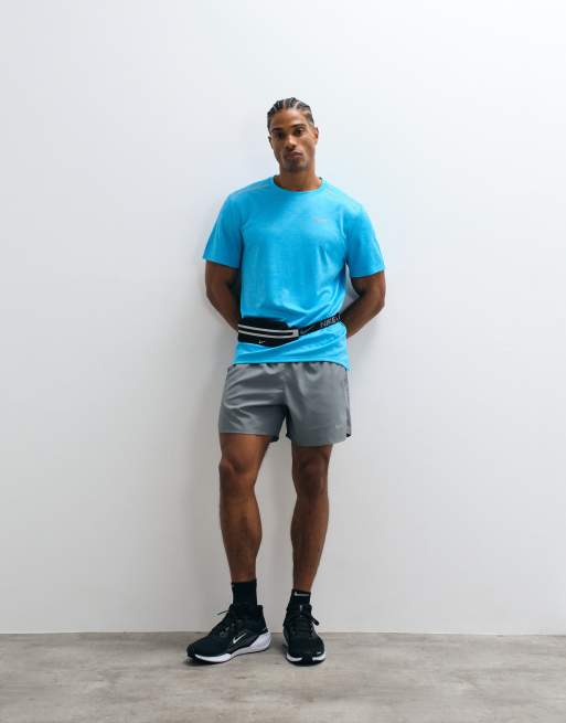 Nike Running – Challenger Dri-FIT – Szare szorty o długości 5 cali, 2 z 5