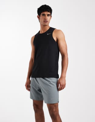 Nike Running - Challenger - Short 7 pouces en tissu Dri-FIT - Gris
