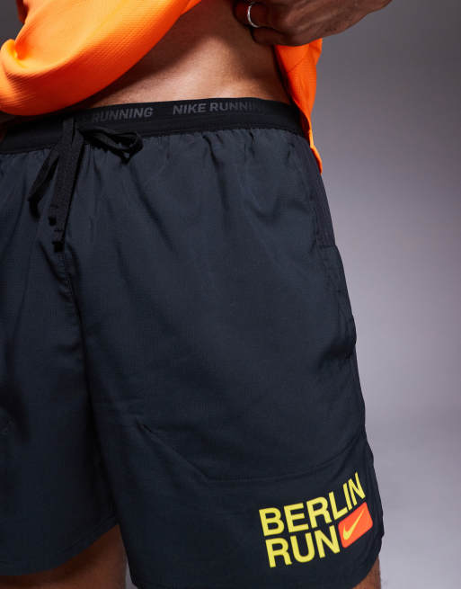 Nike Running – City Marathon Dri-FIT Stride – Czarne szorty o długości 5 cali, 2 z 5
