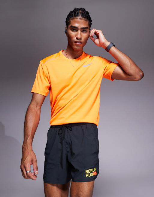 Nike Running – City Marathon Dri-FIT Stride – Czarne szorty o długości 5 cali, 4 z 5