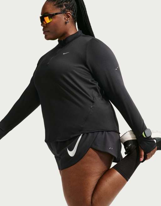 Nike Running Curve Swift Element Dri-FIT UV 1/4-Zip-Oberteil in Schwarz, 3 von 4
