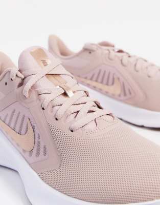 nike downshifter 10 trainers
