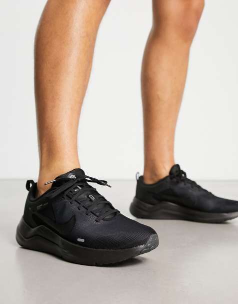 Black nike cheap trainer