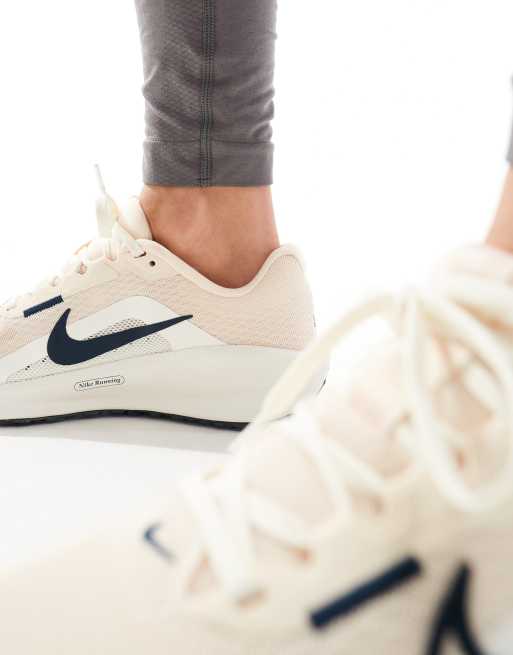 Nike Running - Downshifter 13 - Sneakers i lyserød og marineblå, 3 af 5