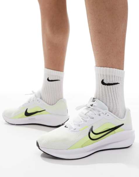 Nike Running Downshifter 13 sneakers in white and light green - view 1