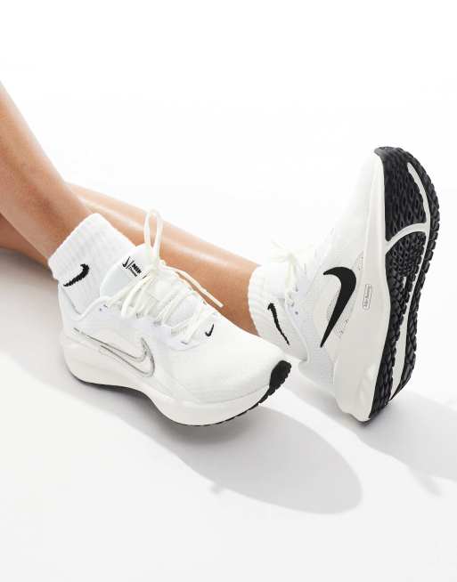 Nike Running Downshifter 13 sneakers in white and silver | ASOS display picture 2