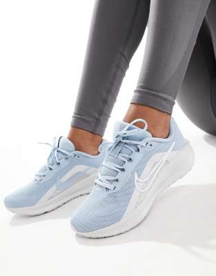 Nike Running Nike Running Downshifter 13 trainers in light blue