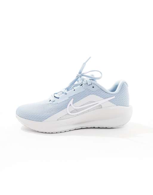 Nike Running Downshifter 13 trainers in light blue, 2 of 5