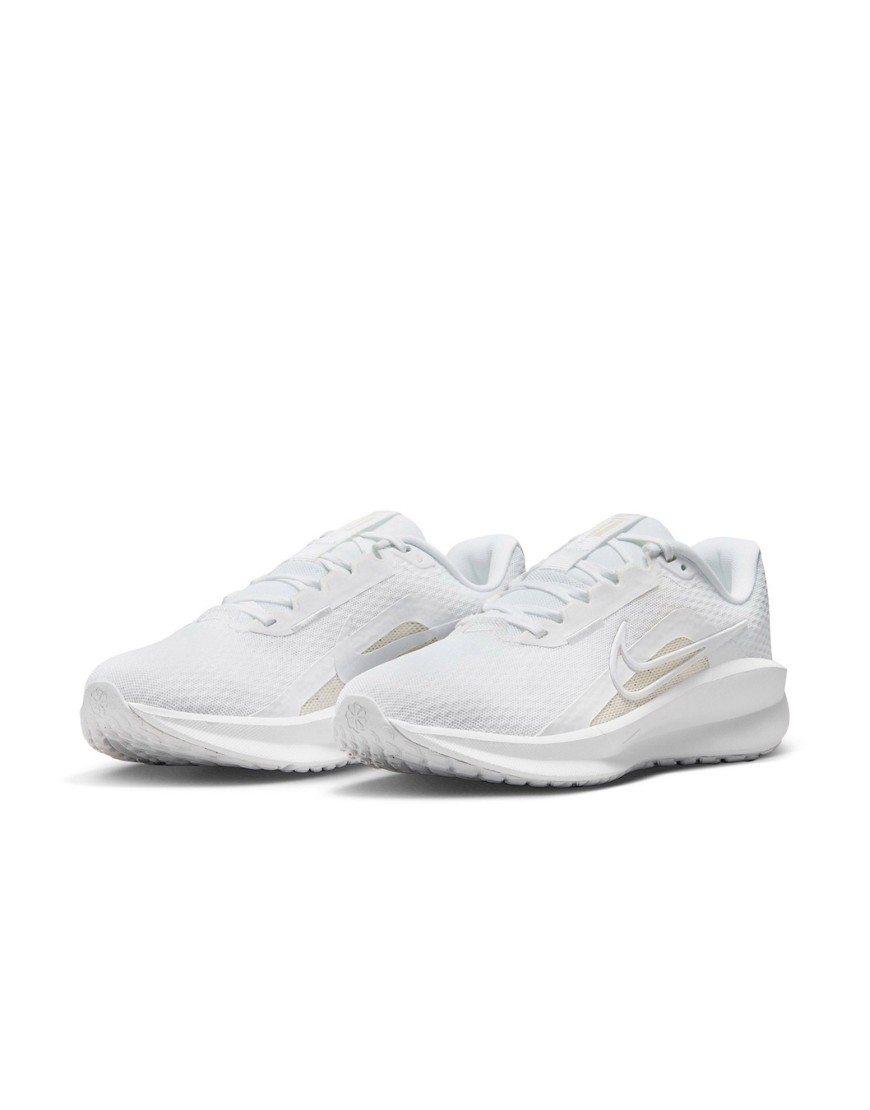 Nike Running Downshifter 13 trainers in white