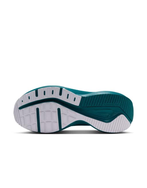 Nike Running Downshifter 14 Road Running Trainers in White, 2 of 4