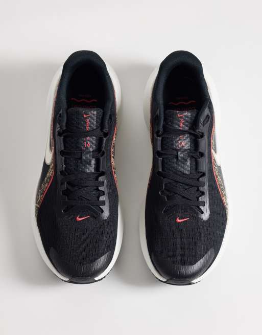Nike Running Downshifter 14 - zapatillas de deporte negras con estampado animal, 5 de 5