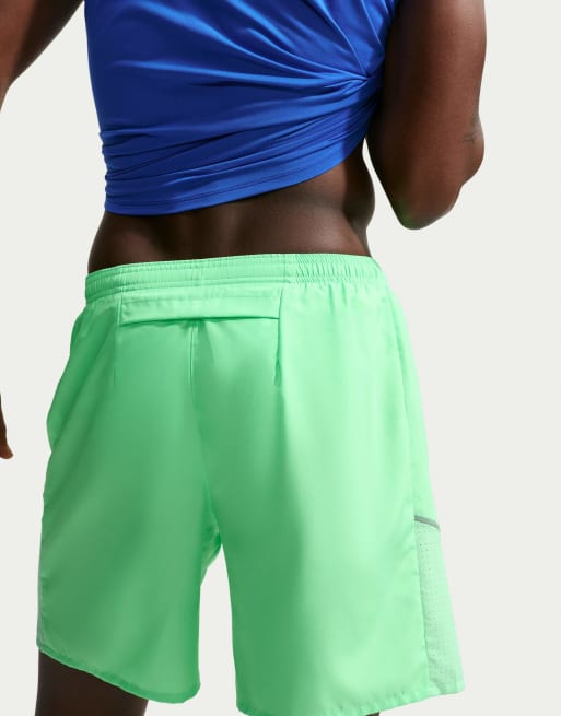 Nike Running - Dri-FIT - 18cm (ongeveer) - Hardloopshort met voering in groen, 3 van 4