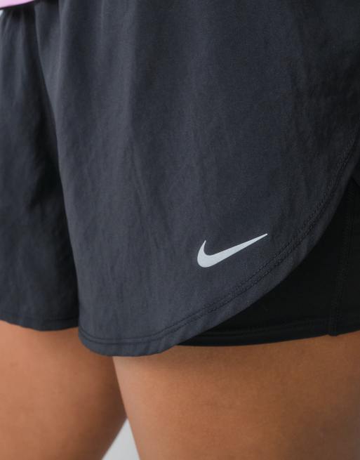 Nike Running Dri-FIT 2-in-1 short met hoge taille in zwart, 5 van 5