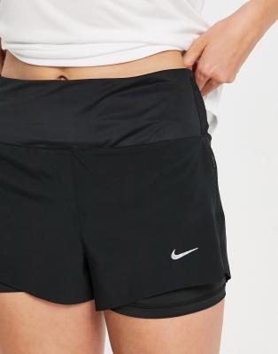 Nike Running - Dri-Fit - 3-in-2-in-1-Shorts in Schwarz