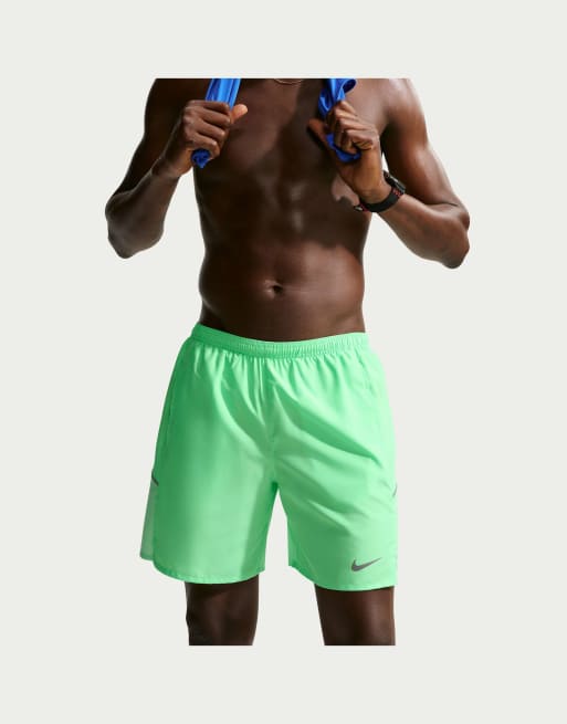 Nike Running Dri-FIT 7-inch brief-lined running shorts in green, 2 of 4
