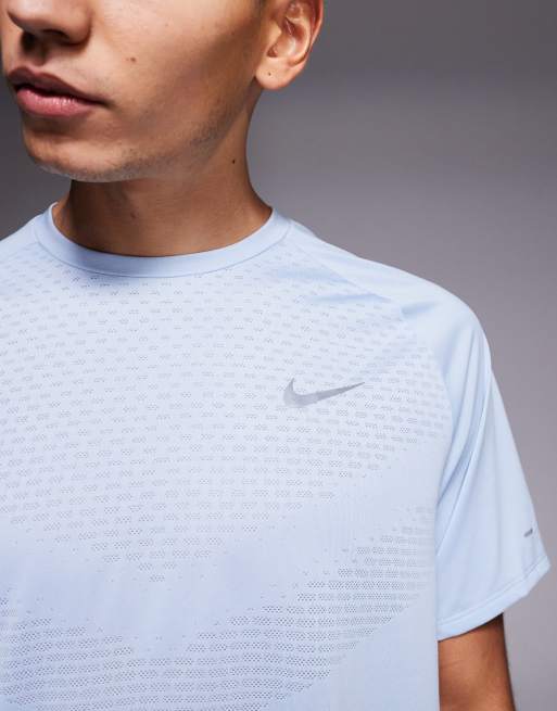 Nike Running Dri-FIT ADV T-shirt in gray , 5 of 5