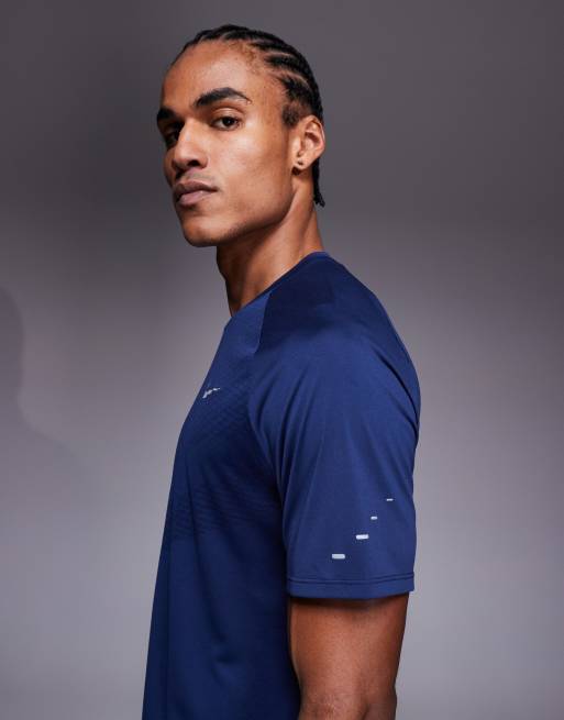 Nike Running Dri-FIT ADV t-shirt in navy , 5 of 5