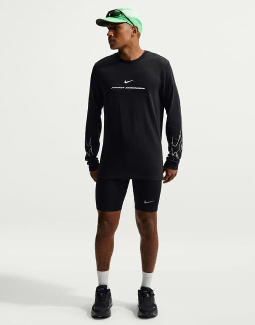 Nike Running Dri-FIT AeroSwift camiseta de manga larga en negro, 4 de 4