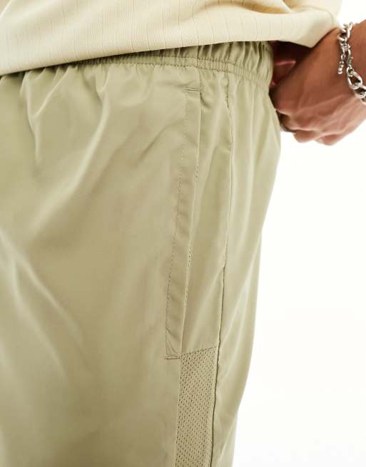 Dri fit cheap khaki shorts