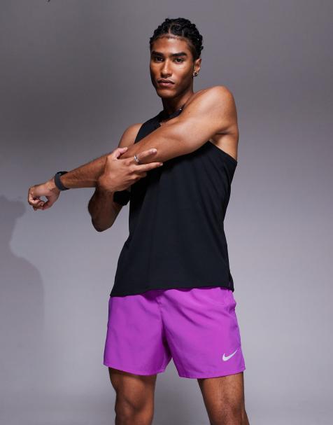 Nike Running – Dri-FIT Challenger – Shorts in Lila, 5 Zoll - view 1