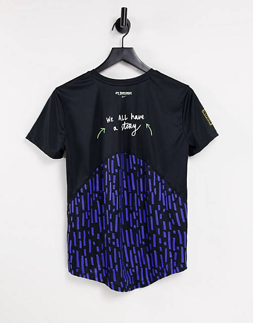 Sportswear Nike Running Dri-Fit Hackney Half Miler short sleeve top in black 