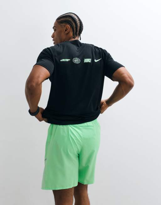 Nike Running DRI-Fit Miler 7 inch shorts in green , 4 of 5