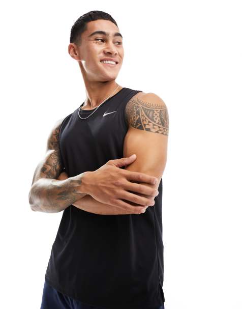 Nike Running - Dri-FIT Miler - Canotta nera - view 1