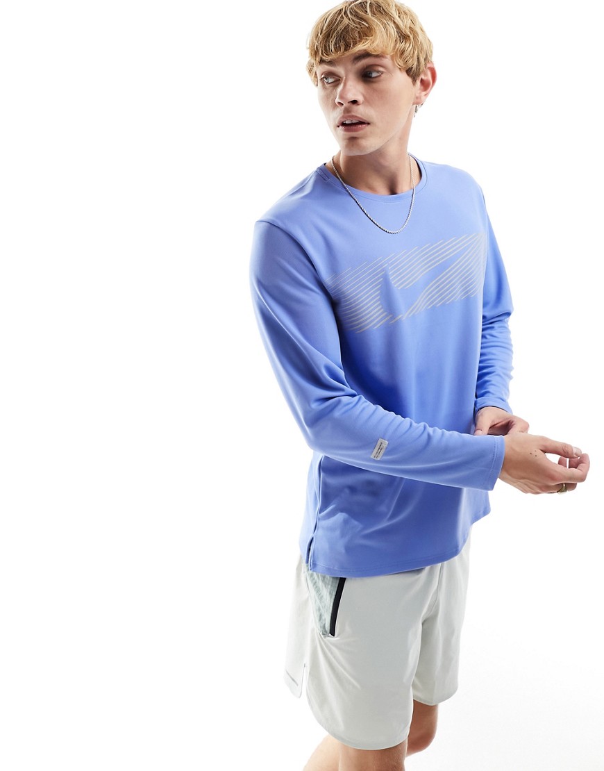 Nike Dri-fit Miler Logo Long Sleeve In Blue