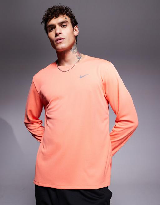 Nike Running Dri FIT Miler T shirt a manches longues Orange