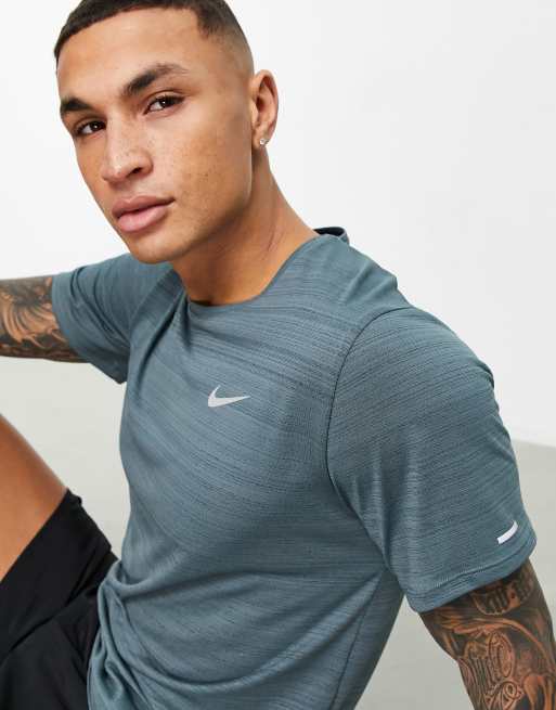 Nike running dri fit cheap t shirt