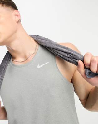 Nike Men's Miler Dri-fit Running Tank Top In Gray