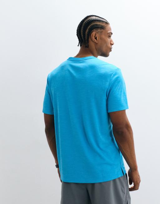Nike Running Dri-FIT Miler top in blue, 4 of 5