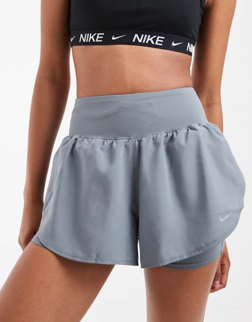 Nike Running - Dri-FIT - Pantaloncini 2 in 1 a vita alta grigi, 3 di 5