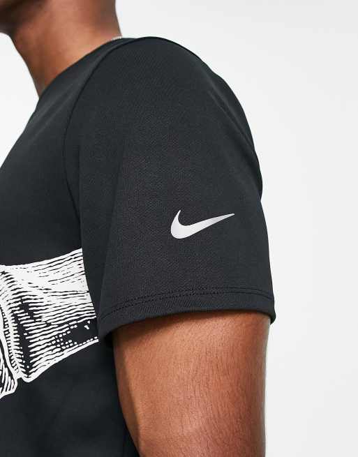 Nike mens black t hot sale shirt