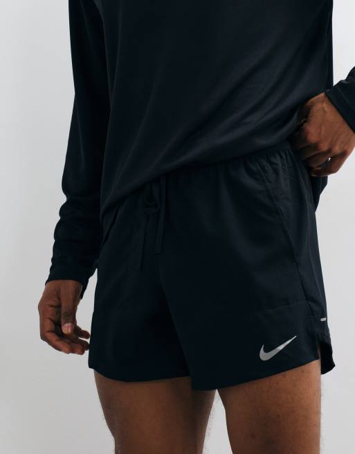 Nike Running Dri-FIT Stride 2-in-1 shorts in black, 3 of 5