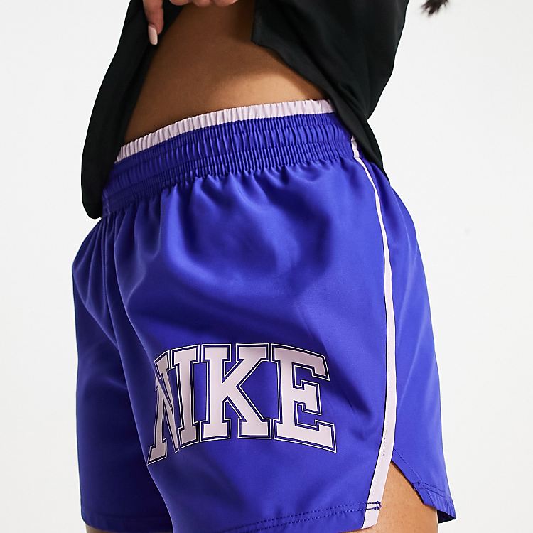 Nike Running Dri-FIT Swoosh 10k heritage logo shorts in dark Nike Running Dri-FIT Swoosh 10k heritage logo shorts in dark