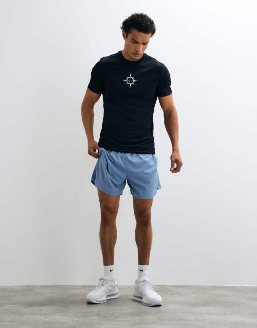 Nike Running Dri-FIT t-shirt in black, 2 of 5