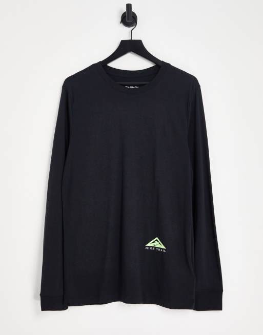 新品 Lサイズ ナイキ　Nike Trail Long Sleeve T-Shirt トレイル　長袖シャツ　パーカー　トレイル　ランニング　薄手　ブラック Nike Running Dri-FIT Trail long sleeve T-shirt in black | ASOS