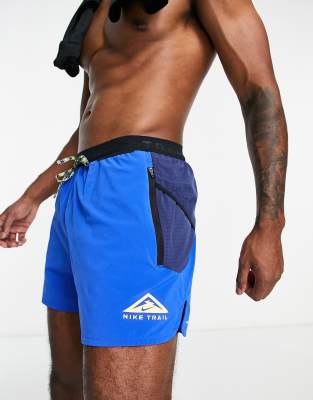 NIKE DRI-FIT TRAIN 5INCH SHORTS IN BLUE