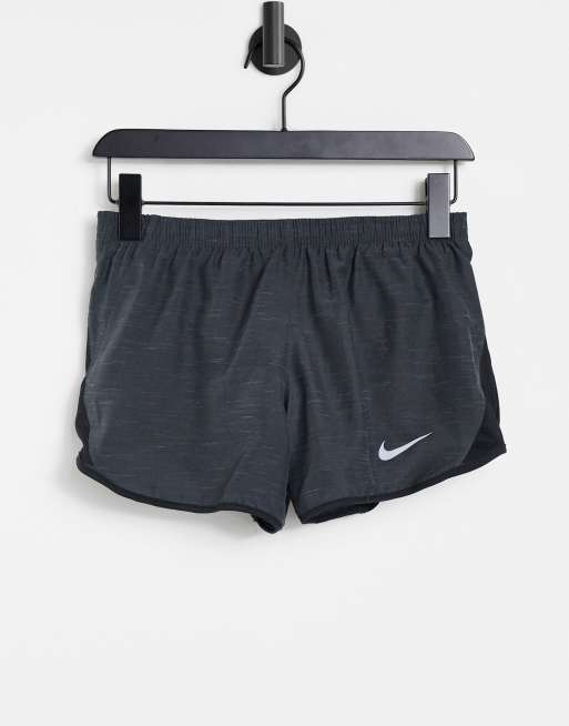 Nike running 10k mesh shorts hotsell